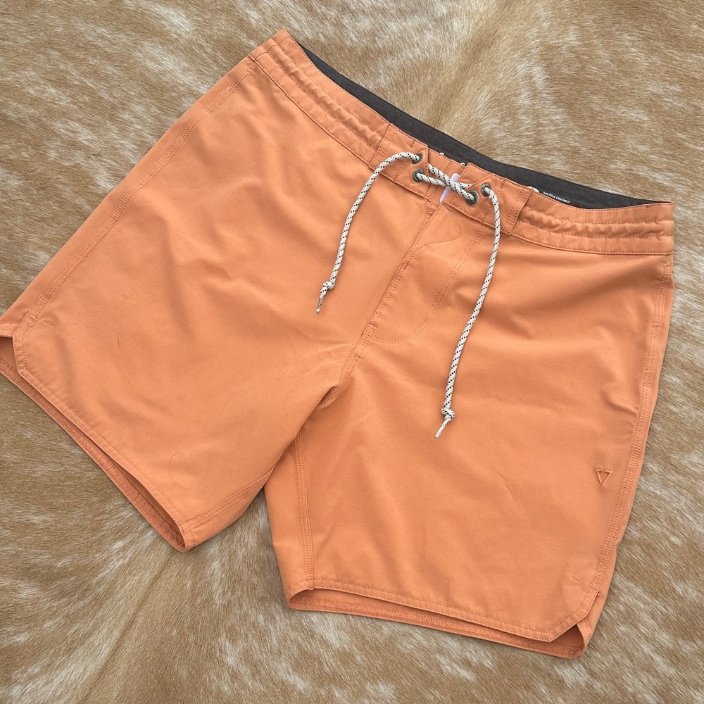 Vissla Boardshorts sz. 32 PEACH